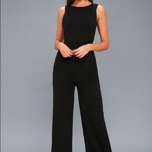NWT Lulu’s Good Cheer Jumpsuit